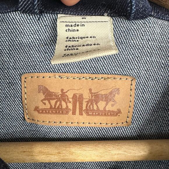 Levis Womens size Medium Retro Style Red Label Denim Jean Jacket Cowgirl Country - Picture 9 of 11